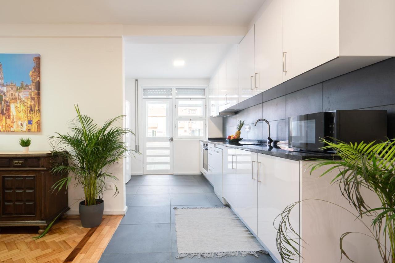 Host Wise - Spacious Fresh Flat W Terrace - Near Sea Espinho  Ngoại thất bức ảnh